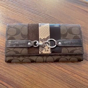Coach Wallet - Brown with multi-fabric design